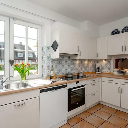 Feriehus Sylter Seestern Haus Jölhuk *